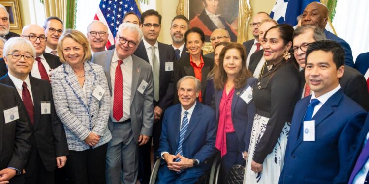 پاکستان کے قونصل جنرل کی ٹیکساس قونصلر کورپس استقبالیہ میں شرکت