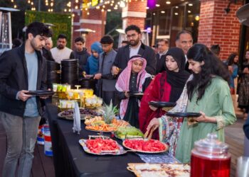 ہیوسٹن ، شوگرلینڈ میں کمیونٹی افطار ڈنر