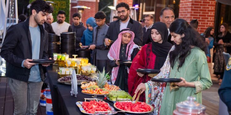 ہیوسٹن ، شوگرلینڈ میں کمیونٹی افطار ڈنر