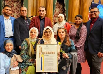 نیویارک :  پاکستانی نژاد امریکی رہنما بازہ روحی کے لیے "لائف ٹائم اچیومنٹ ایوارڈ”