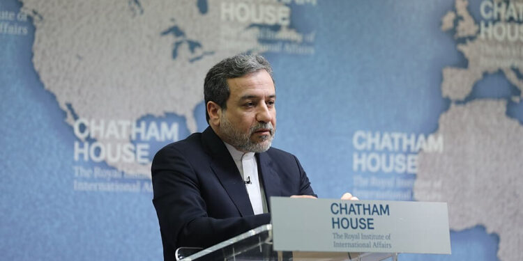 کسی دباؤ میں آ کر بات چیت نہیں کریں گے، ایران