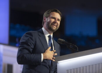 گرین کارڈ ہولڈر کو ملک بدر کیا جاسکتا ہے، امریکی نائب صدر