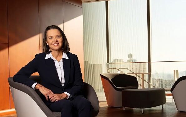 کولمبیا یونیورسٹی کی صدر کترینہ آرمسٹرانگ ، ٹرمپ انتظامیہ سے اختلاف پر مستعفی