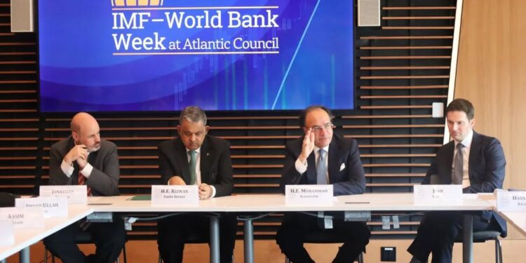 وزیر خزانہ کی امریکا میں عالمی بینک کے جنوبی ایشیا کے نائب صدر سے ملاقات