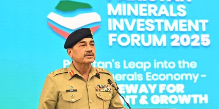 پاکستان عالمی معدنی معیشت میں رہنما کے طورپر ابھرنے کیلئے تیار ہے، آرمی چیف