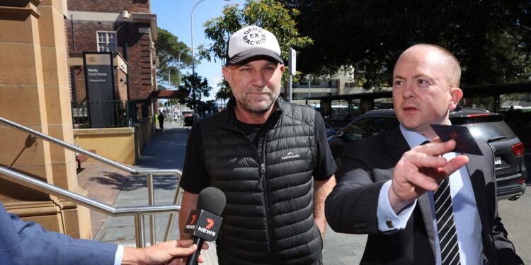 سابق آسٹریلوی بلے باز مائیکل سلیٹر کو 4 سال قید کی سزا