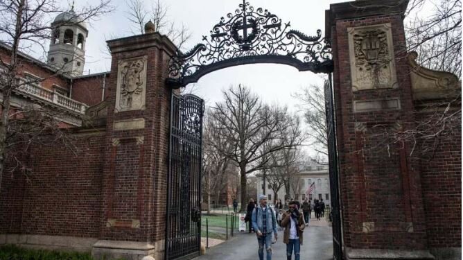 ہارورڈ یونیورسٹی کو دھمکی: ہوم لینڈ سیکیورٹی کی وزیر کا خط