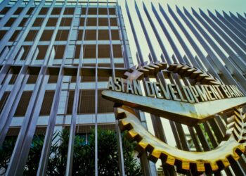 اے ڈی بی کی پاکستان کی رواں سال شرح نمو 2.5 فیصد رہنے کی پیش گوئی