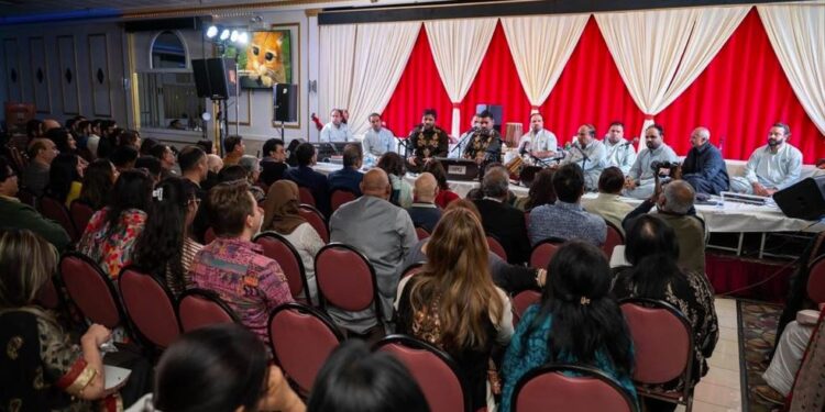 شکاگو میں پاکستانی قوالوں کا شاندار مظاہرہ