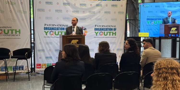 پاکستانی قونصل جنرل کا یو سی ایل اے میں نوجوان قیادت اور بین الاقوامی تعاون پر زور