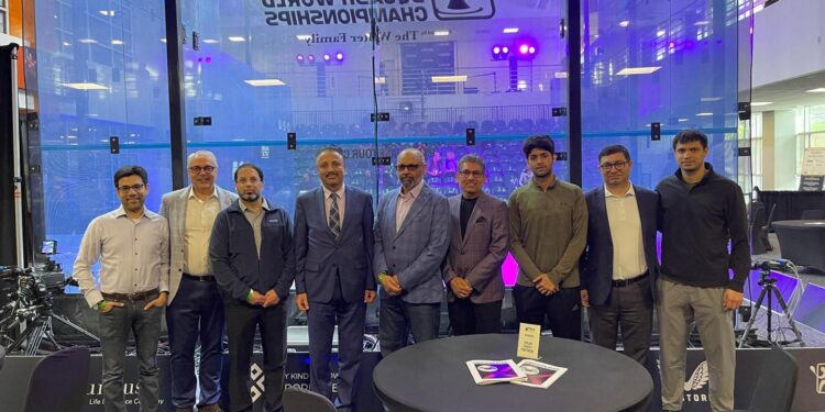 پاکستانی اسکواش ٹیلنٹ کو قونصل جنرل طارق کریم کا خراج تحسین