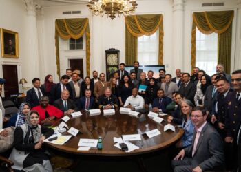 نیویارک : پاکستانی نژاد امریکی کمیونٹی کے ساتھ میئر ایرک ایڈمز کی  ملاقات