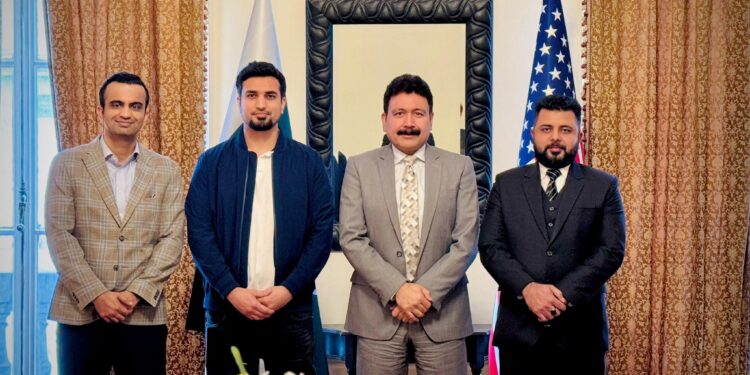 قونصل جنرل پاکستان کی سفوک کاؤنٹی کمیونٹی کالج کے طلبہ رہنماؤں سے ملاقات