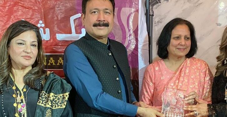 قونصل جنرل عامر احمد آتوزئی کی  "اردو ادب اور چائے” کی تقریب میں شرکت