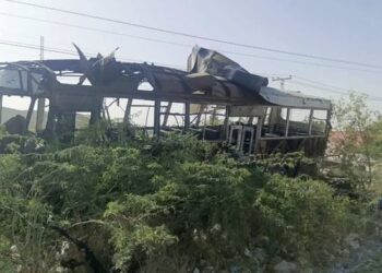 خضدار: بھارتی اسپانسرڈ دہشتگردوں کا اسکول بس پر حملہ