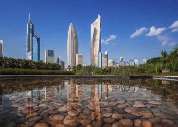 کویت نے 19 سال بعد پاکستانیوں کے لیے ویزے کھول دیے