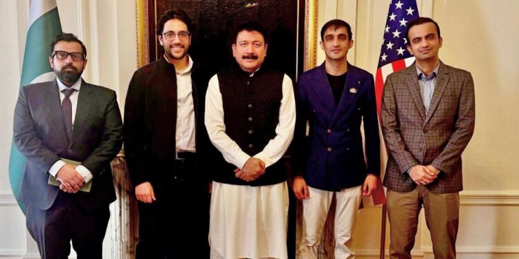 قونصل جنرل کی یونائیٹڈ پاکستان اسٹوڈنٹ ایسوسی ایشن کے عہدیداروں سے ملاقات