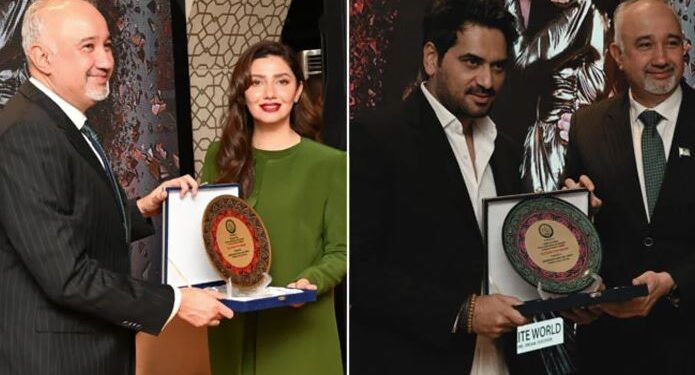دبئی : ماہرہ خان اور ہمایوں سعید کو  اعزازی شیلڈز سے نوازا گیا