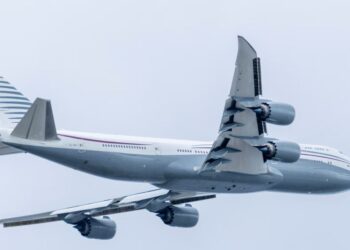 صدر ٹرمپ قطر سے 40 کروڑ ڈالر کا لگژری طیارہ تحفے میں لینے کو تیار