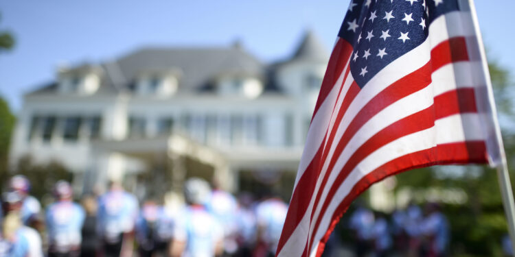 امریکہ کا بھارت پر نیا سخت وار: ٹریول ایجنسیوں کے مالکان پر ویزا پابندیاں