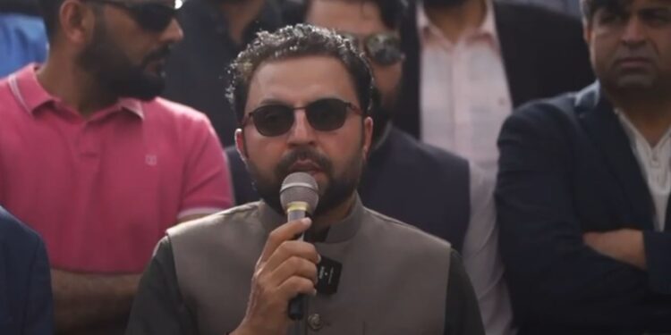 چوہدری امانت حسین مہر کی قیادت میں بارسلونا میں افواجِ پاکستان سے اظہارِ یکجہتی