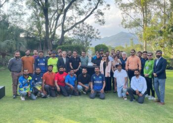 پی ایس ایل ٹرافی امریکی سفارتخانے میں