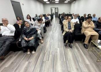 ادبی نشست "کتابیں اور چائے” میں معروف شاعر عقیل اشرف کو خراج عقیدت