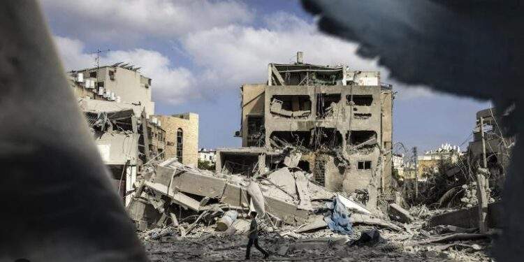 تہران میں لاکھوں افراد پر خطرہ، جنگ کے بادل مزید گہرے