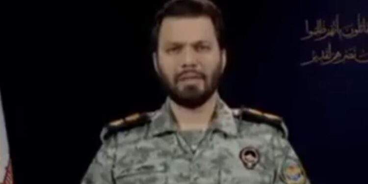 امریکا کو سنگین نتائج کے حامل طاقتور حملوں کا سامنا کرنا پڑے گا، ایرانی فوج