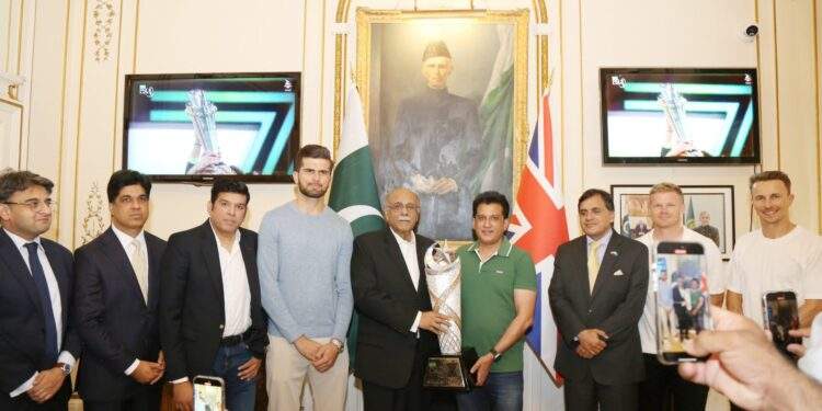 پاکستان ہائی کمیشن میں لاہور قلندرز کے اعزاز میں شاندار تقریب