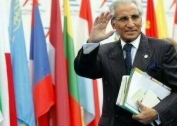 عالمی برادری کے سامنے اپنا مؤقف پیش کرنے کے لیے دو اہم پاکستانی وفود روانہ