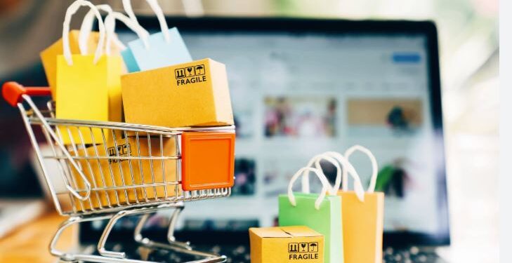 آن لائن اشیاء منگوانے پر اب کتنا ٹیکس دینا ہوگا؟