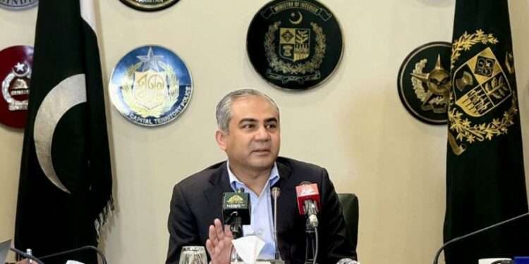 قوم کے ہیروز کو سلام: 71 بہادر افراد کیلئے سول اعزازات کی منظوری