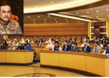 فیلڈ مارشل عاصم منیر کا دشمن کو دوٹوک پیغام ،  ہائبرڈ جنگ کے ہتھکنڈے ناکام ہوں گے