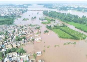 پنجاب میں دریاؤں کی بپھری موجیں، خوفناک سیلاب کا نیا باب