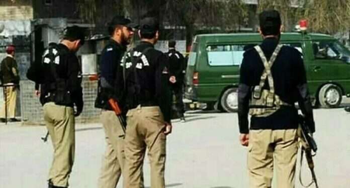 مالاکنڈ: رہنما جے یو آئی کے گھر پر فائرنگ، بیٹا، بیٹی جاں بحق, مفتی کفایت اور اہلیہ زخمی