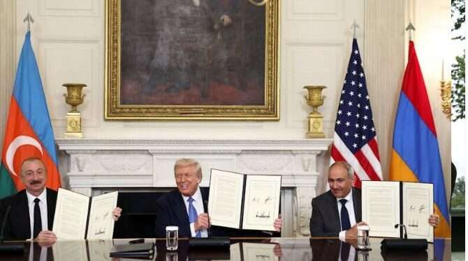 ٹرمپ کی میزبانی میں آذربائیجان اور آرمینیا کے درمیان تاریخی امن معاہدے پر دستخط