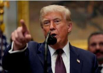 بھارت پر امریکی چابک! صدر ٹرمپ نے 25 فیصد مزید ٹیرف چسپاں کر دیا