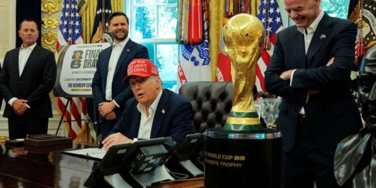 فٹ بال ورلڈ کپ 2026 , ٹرمپ کا بڑا اعلان، ڈرا واشنگٹن میں  ہوگا