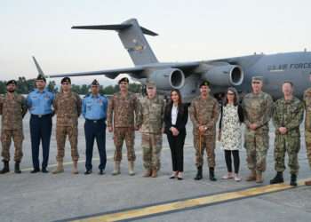 امریکی فوجی طیارہ پاکستان پہنچ گیا، سیلاب متاثرین کے لیے امدادی سامان کی فراہمی