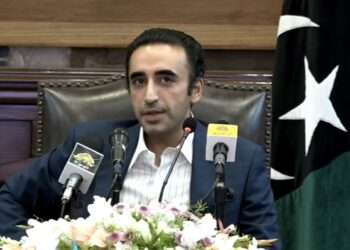 سیلاب متاثرین کی مدد کو سیاسی یا انا کا مسئلہ نہ بنایا جائے