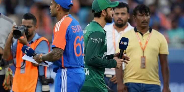 ایشیا کپ تنازعہ: بھارتی ٹیم کا نامناسب رویہ، پی سی بی کا خط