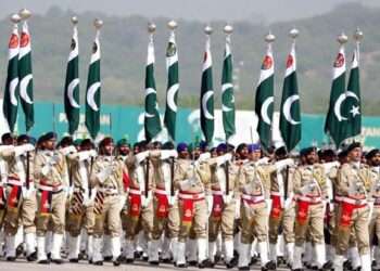 سروسز چیفس کا یوم دفاع پر شہدا اور ان کے خاندانوں کو خراج عقیدت