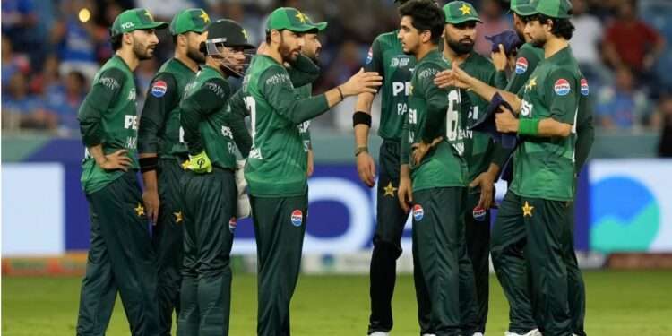 قومی کھلاڑیوں کا عزم: کرکٹ ہمیشہ باوقار انداز میں کھیلیں گے