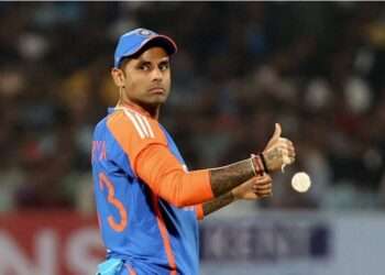 سوریا کمار یادیو کے سیاسی بیانات پر پی سی بی برہم، سخت کارروائی کا مطالبہ