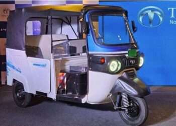 پاکستان میں جدید الیکٹرک جاپانی رکشا متعارف