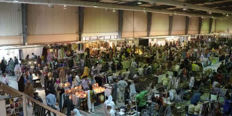 کراچی میں داچی آرٹس اینڈ کرافٹس ایگزیبیشن کا  ہفتے سے آغاز