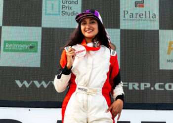 پہلی پاکستانی خاتون ریسنگ ڈرائیور عرشیہ اختر کی عالمی موٹر اسپورٹس میں انٹری