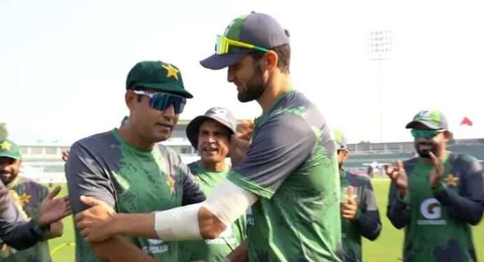 عمر رسیدہ آصف کے ڈیبیو پر شاہین کی چھیڑ چھاڑ