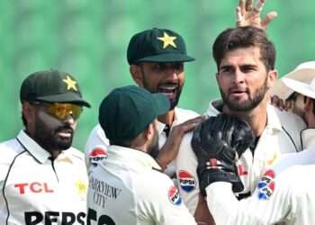 پاکستان نے جنوبی افریقہ کو 93 رنز سے شکست دے دی